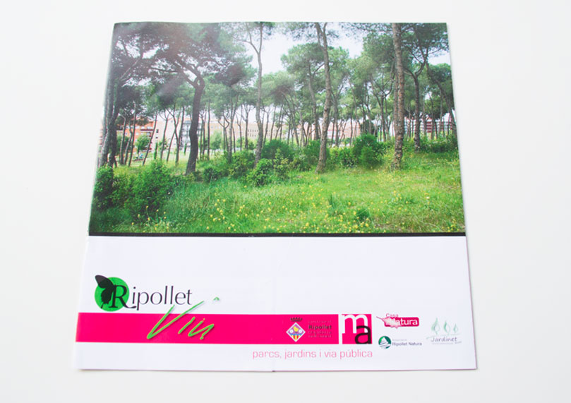 Imagen de la contraportada del tríptico de parques y jardines del ayuntamiento de Ripollet